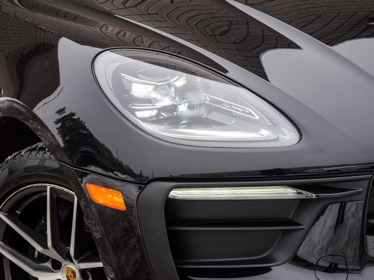 2024 Porsche Macan  Photo