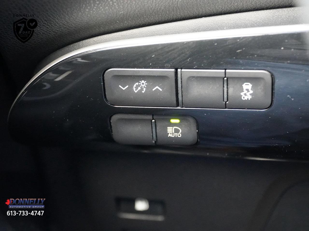 2017 Toyota Prius  Photo