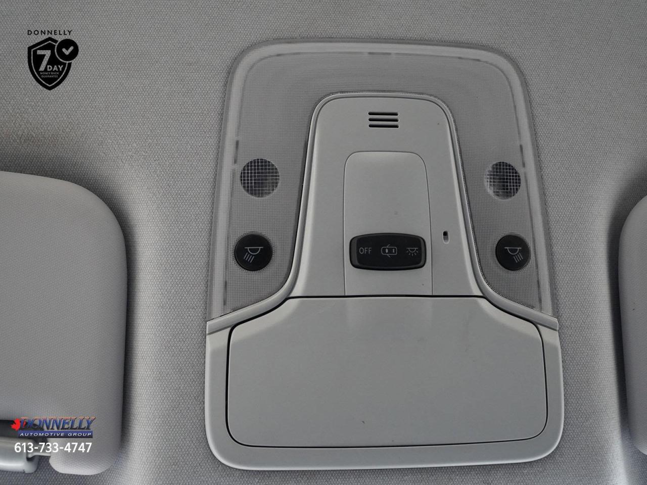 2017 Toyota Prius  Photo