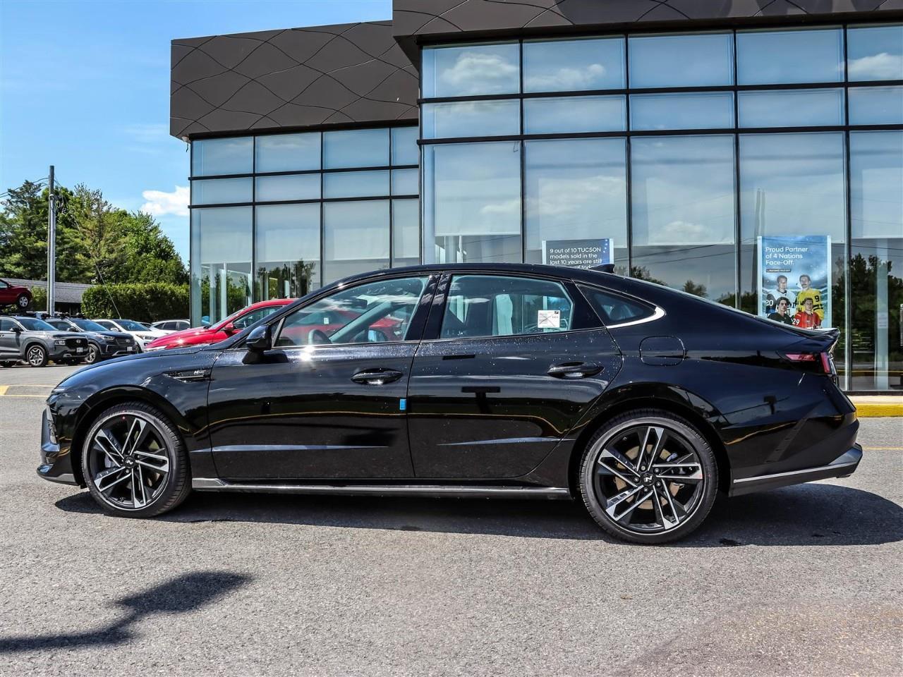 2025 Hyundai Sonata N-Line Ultimate 4dr Front-Wheel Drive Sedan Photo4