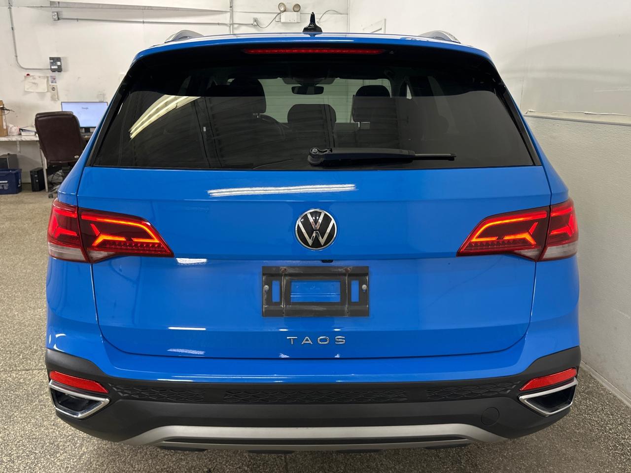 2024 Volkswagen Taos Comfortline 4dr Front-Wheel Drive Photo