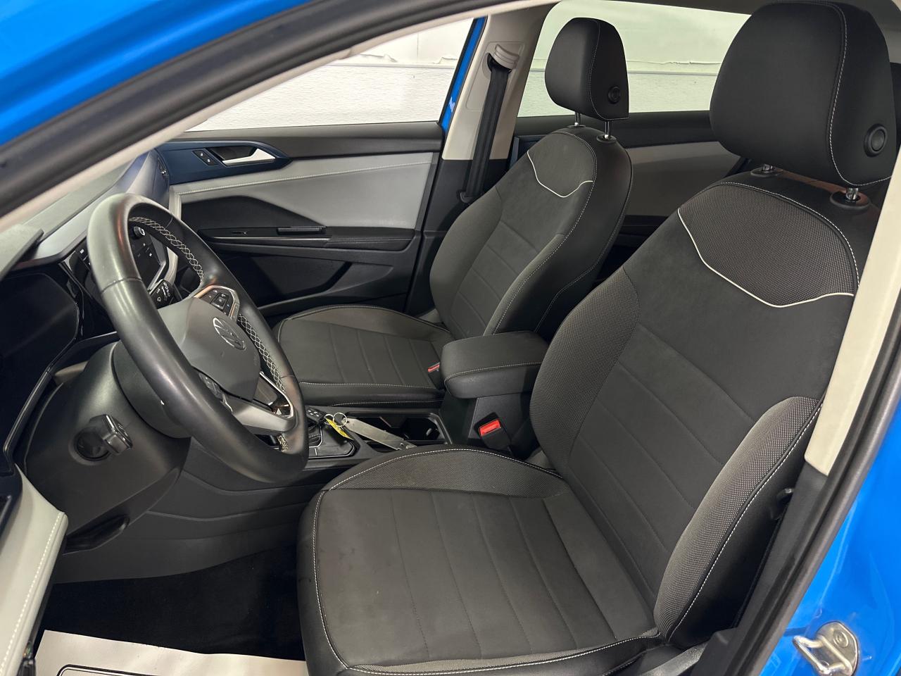 2024 Volkswagen Taos Comfortline 4dr Front-Wheel Drive Photo