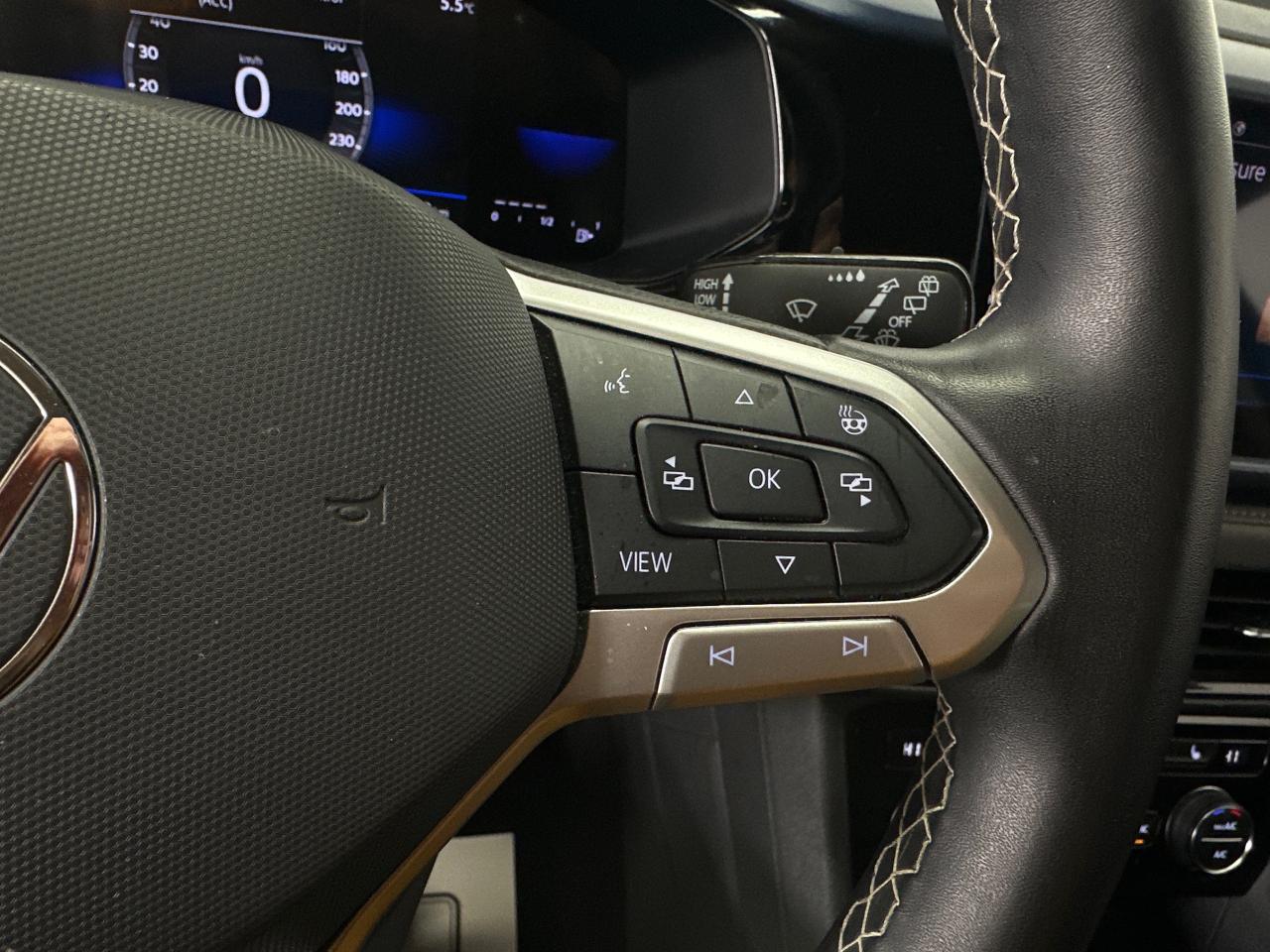 2024 Volkswagen Taos Comfortline 4dr Front-Wheel Drive Photo