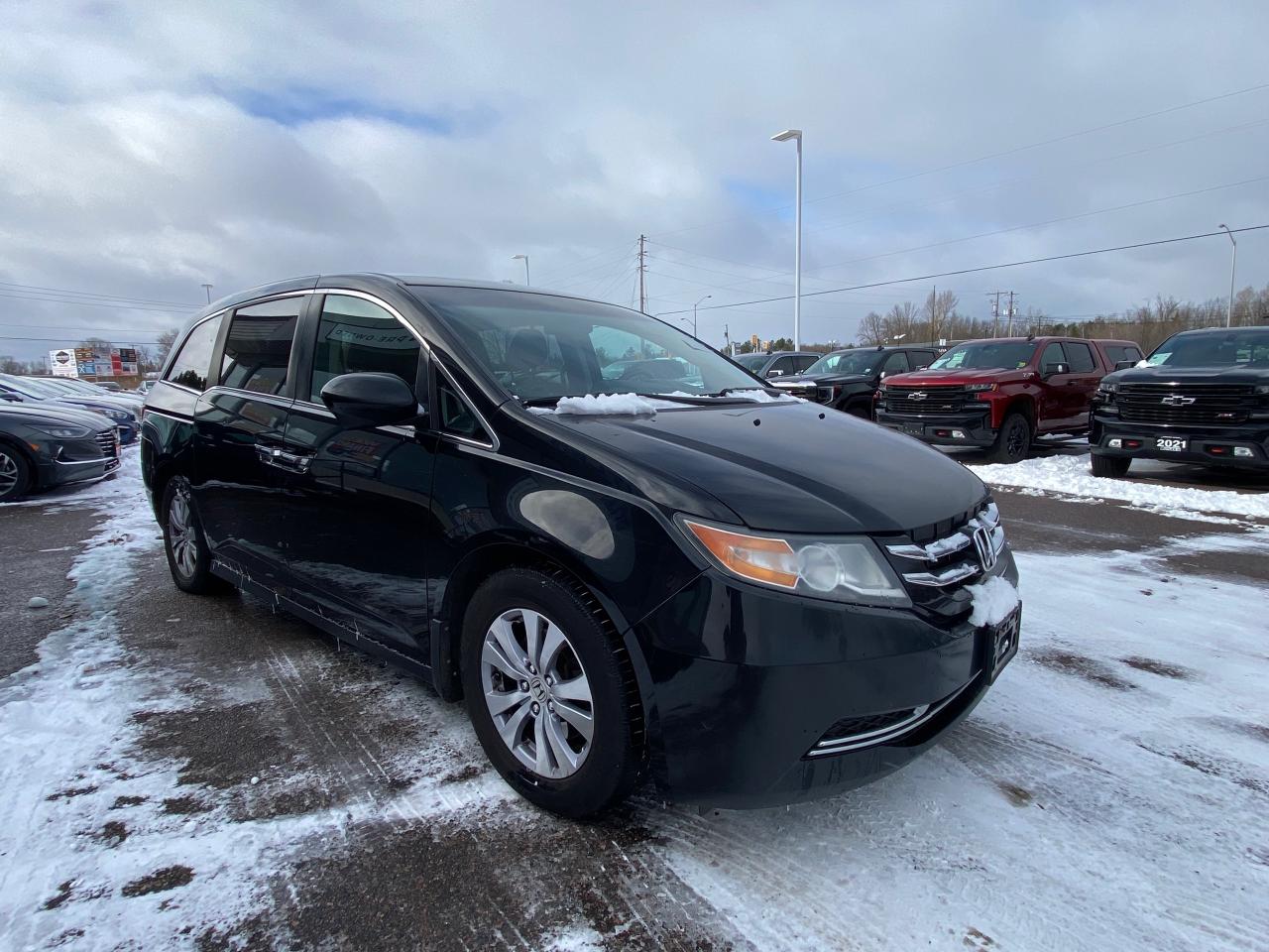 2017 Honda Odyssey EX w/RES (A6) Passenger Van Photo