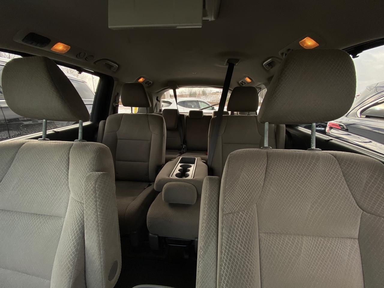 2017 Honda Odyssey EX w/RES (A6) Passenger Van Photo