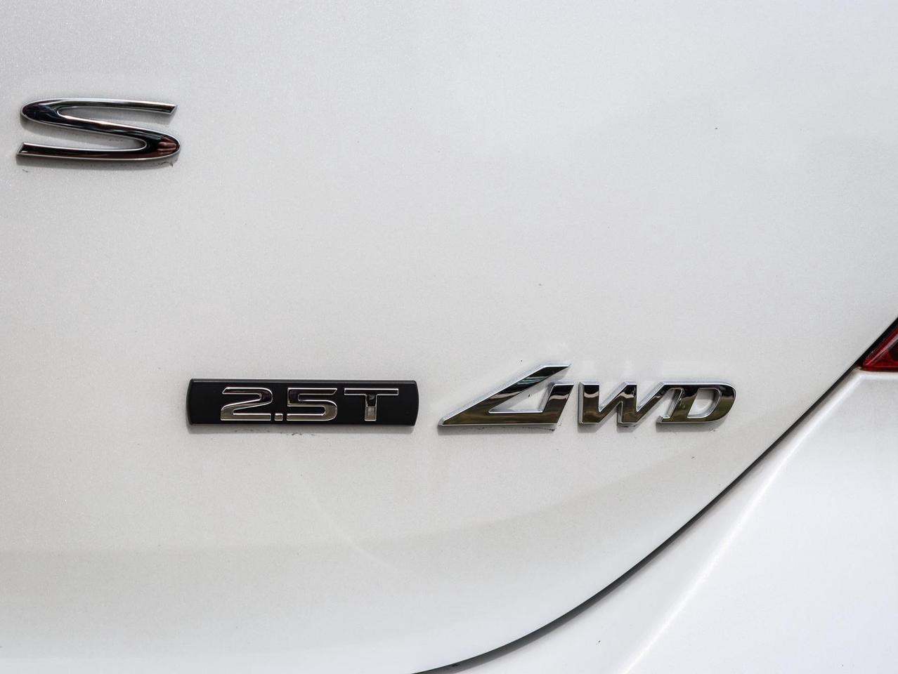 2024 Genesis G70  Photo