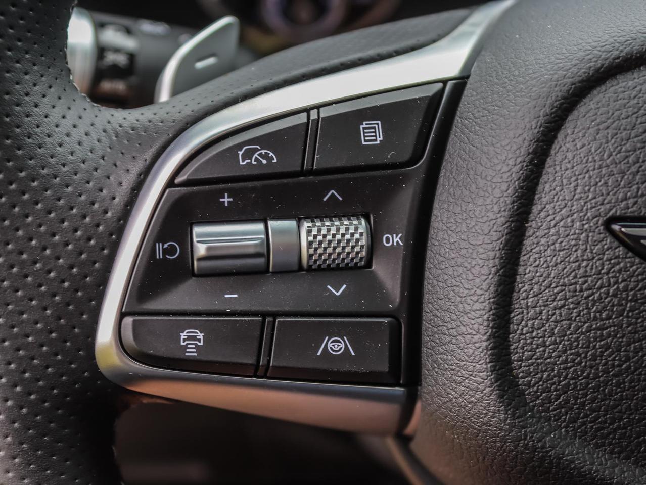 2024 Genesis G70  Photo
