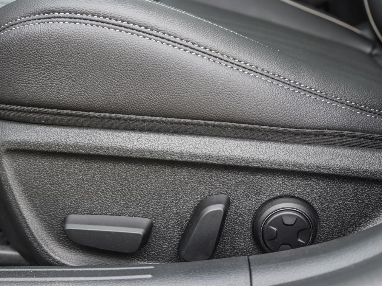 2024 Genesis G70  Photo