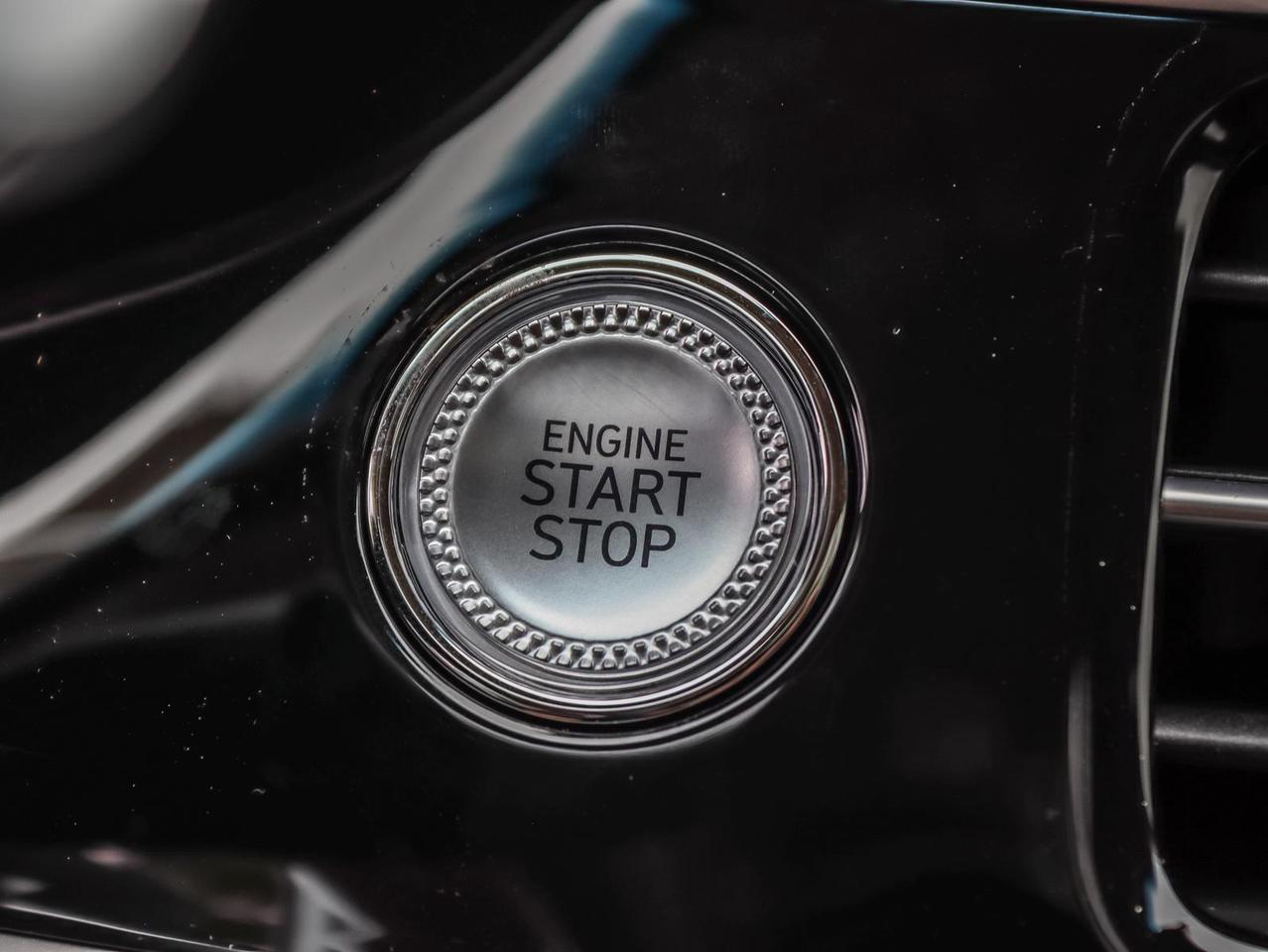 2024 Genesis G70  Photo