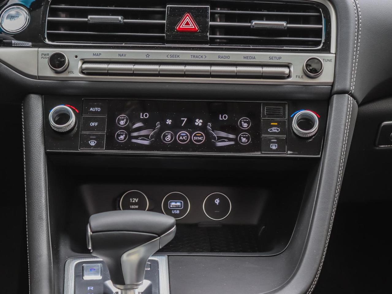 2024 Genesis G70  Photo