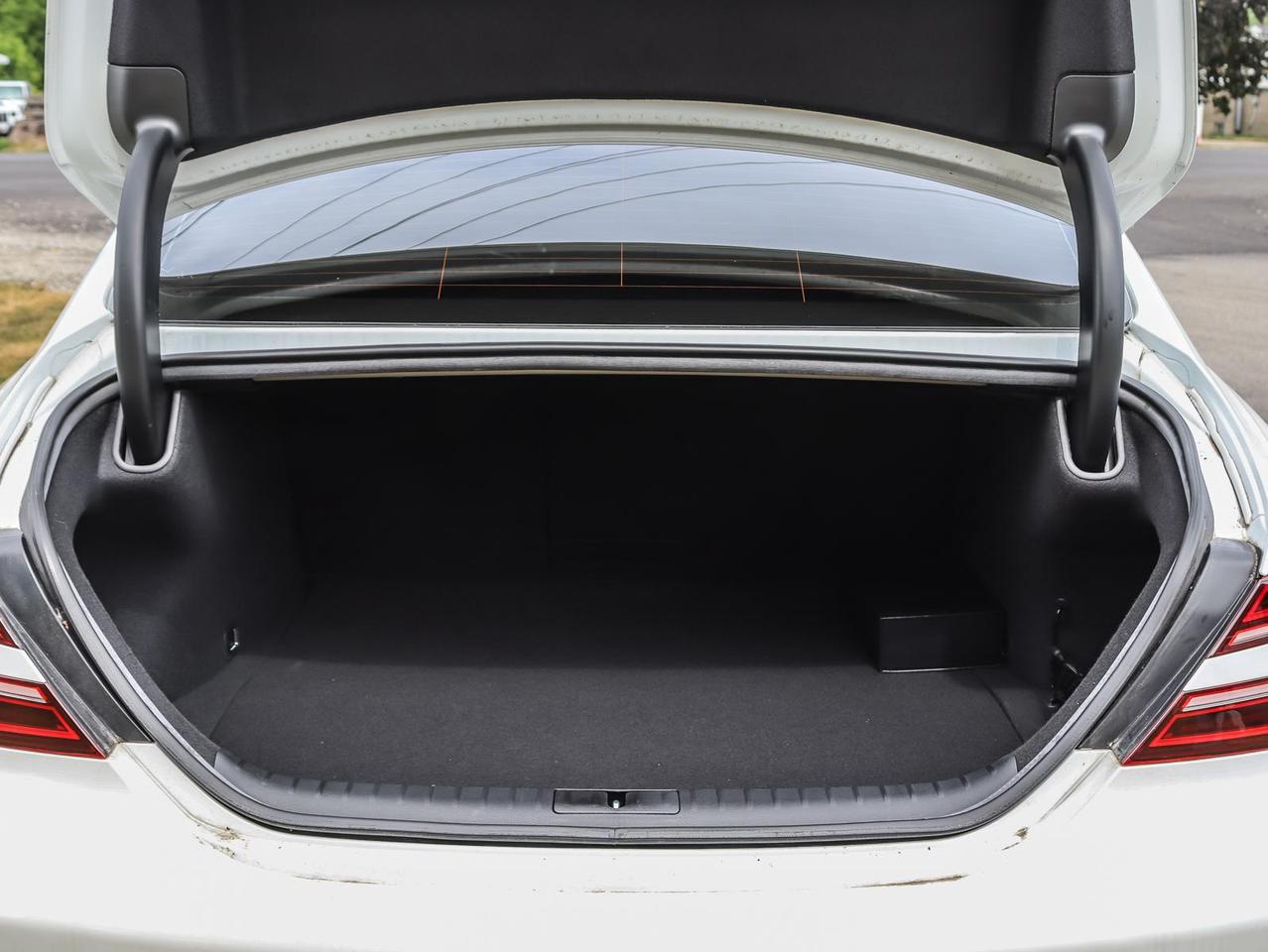 2024 Genesis G70  Photo