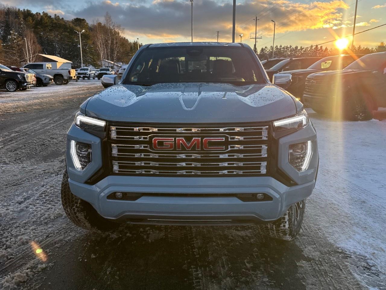 2026 GMC Canyon Crew Cab Short Box 4-Wheel Drive Denali Photo