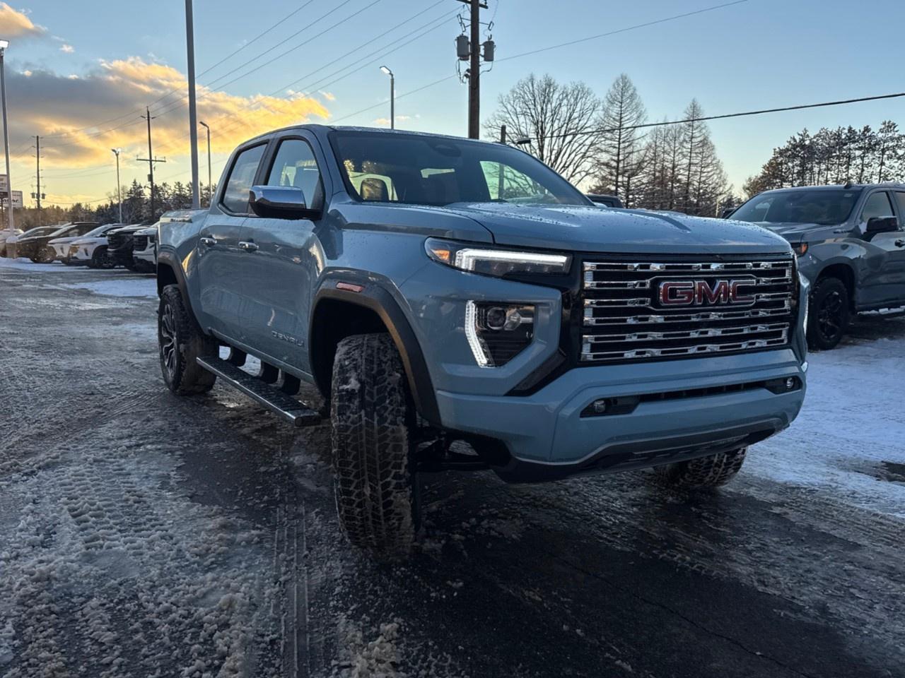 2026 GMC Canyon Crew Cab Short Box 4-Wheel Drive Denali Photo