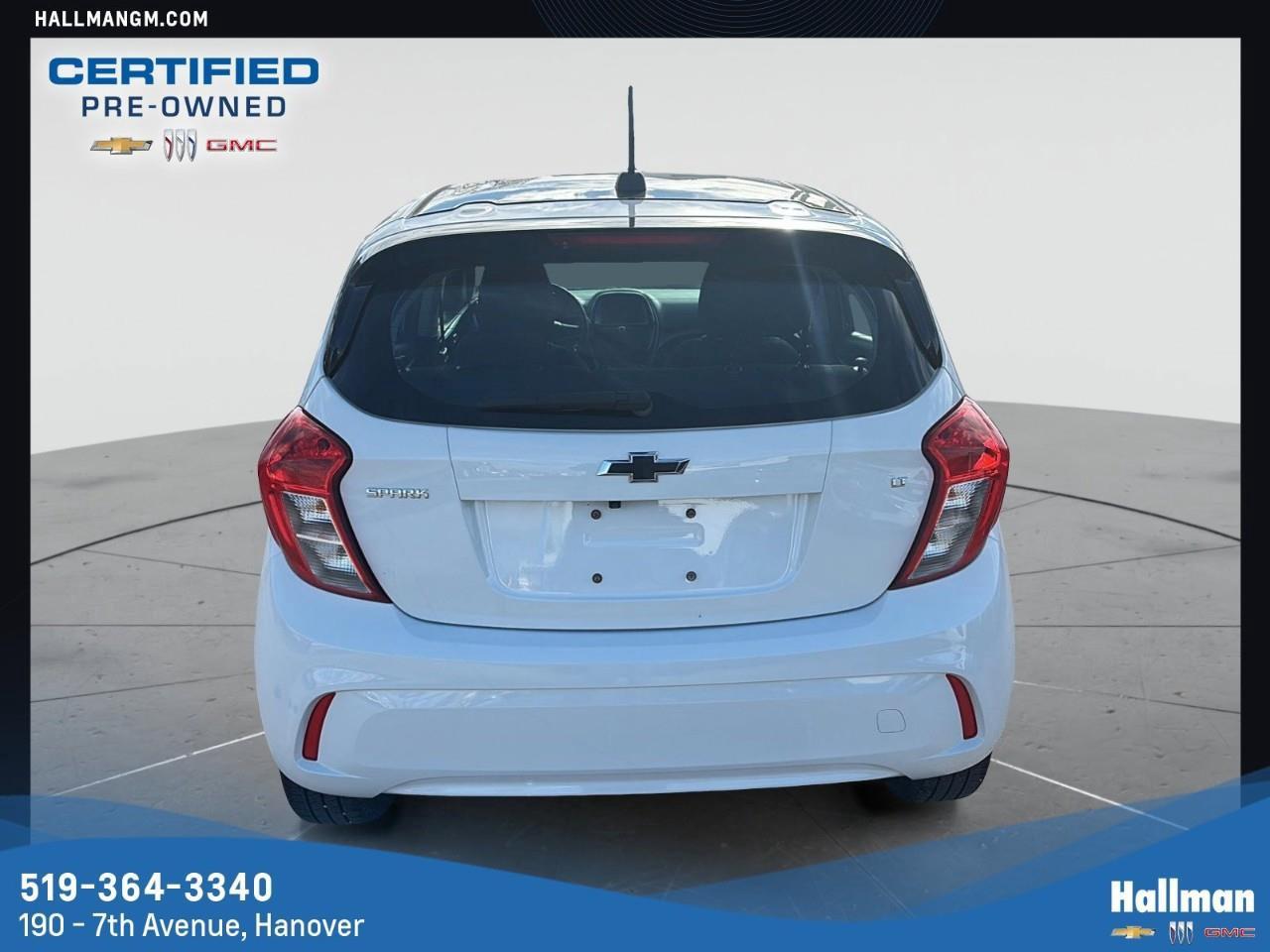 2021 Chevrolet Spark 1LT CVT 4dr Hatchback Photo2