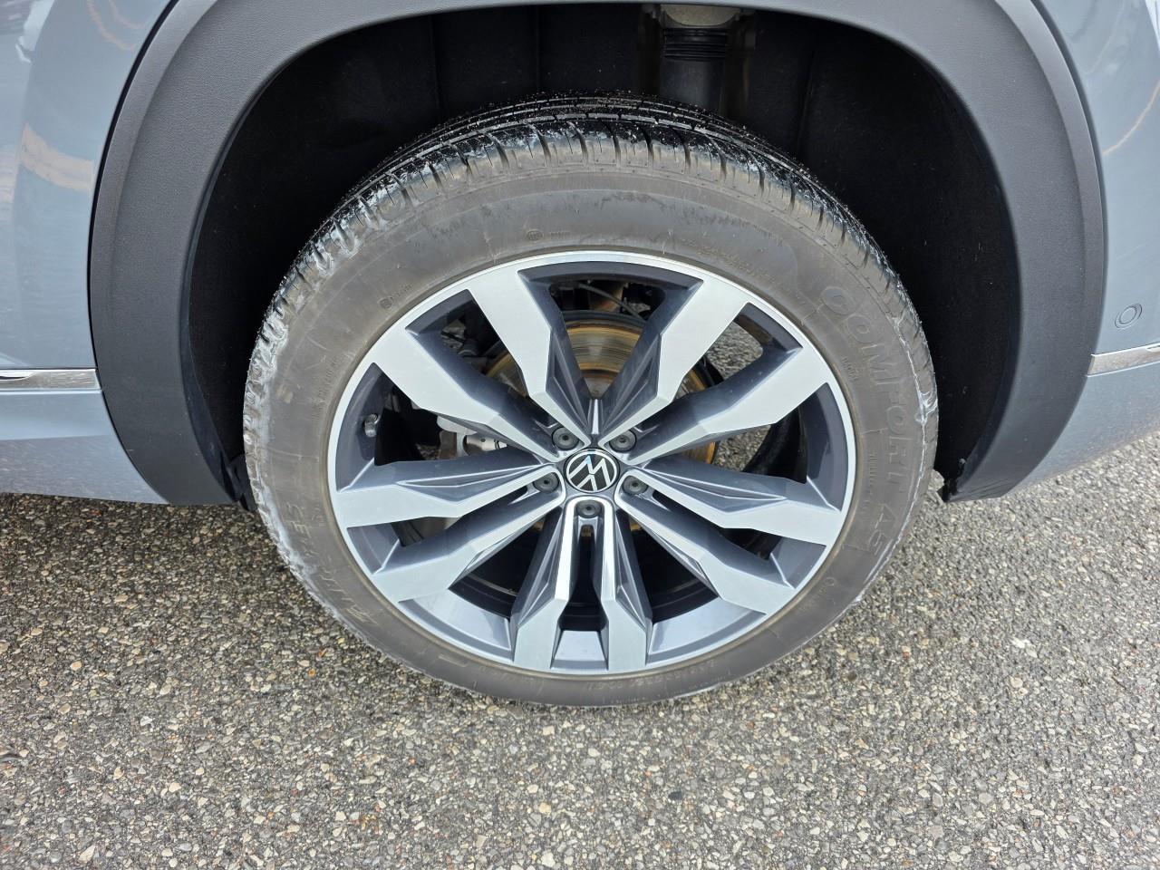 2022 Volkswagen Atlas Cross Sport 3.6 FSI Execline 4dr All-Wheel Drive 4MOTION Photo