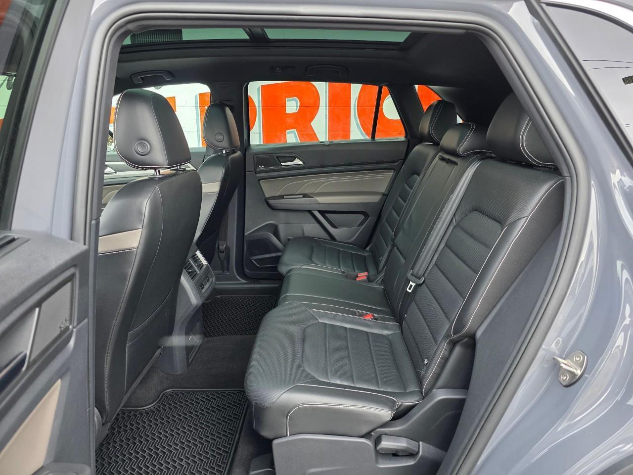 2022 Volkswagen Atlas Cross Sport 3.6 FSI Execline 4dr All-Wheel Drive 4MOTION Photo