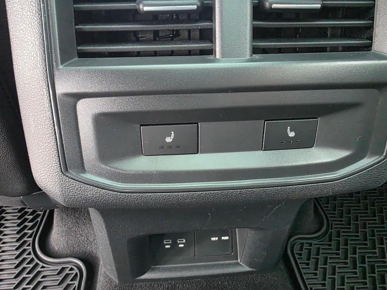 2022 Volkswagen Atlas Cross Sport 3.6 FSI Execline 4dr All-Wheel Drive 4MOTION Photo