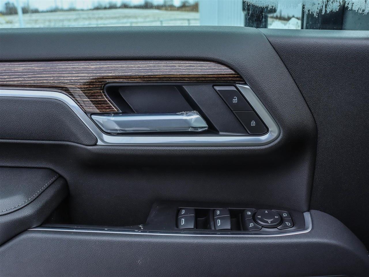 2026 GMC Sierra 3500HD 4WD Crew Cab Long Box SLE Photo