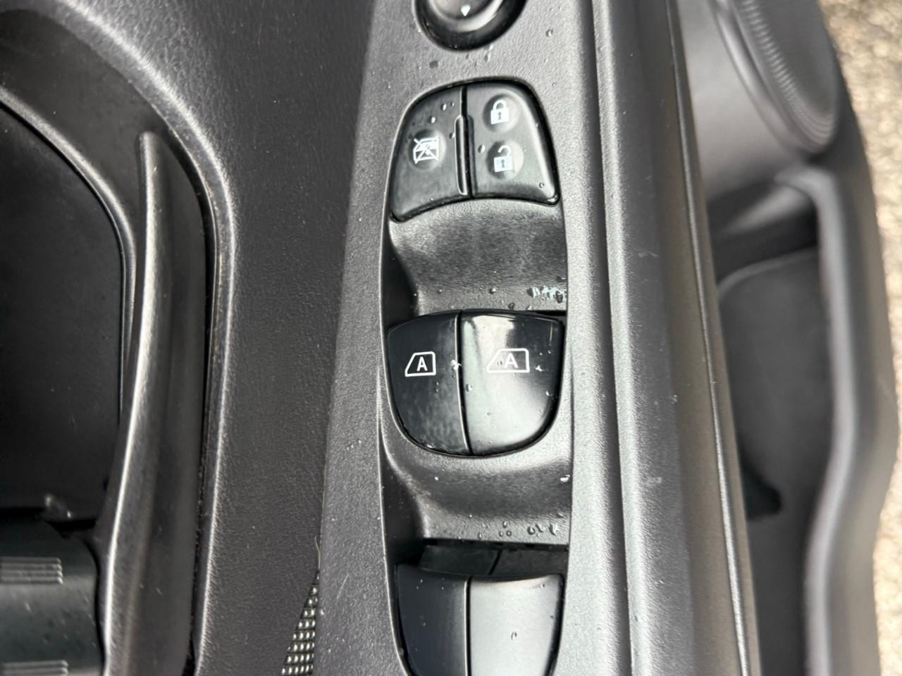 2020 Nissan Kicks S (CVT) 4dr Front-Wheel Drive Photo