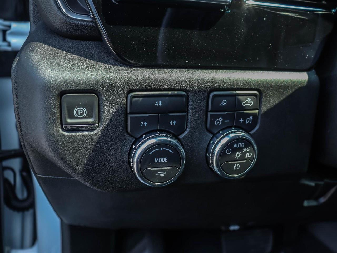 2025 GMC SIERRA 2500HD 4WD Crew Cab Standard Box SLE Photo