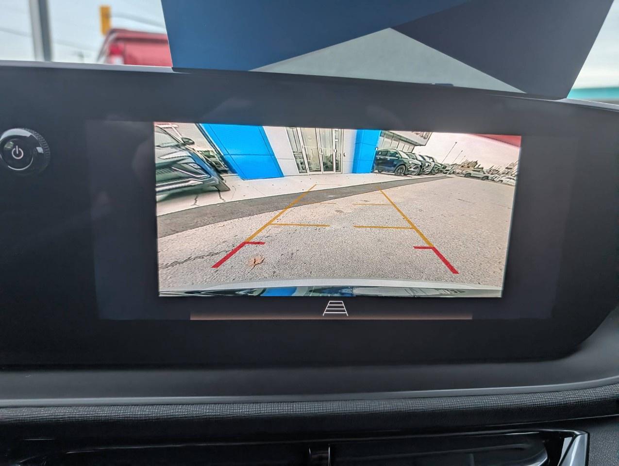 2024 Buick Envista FWD 4dr Sport Touring Photo