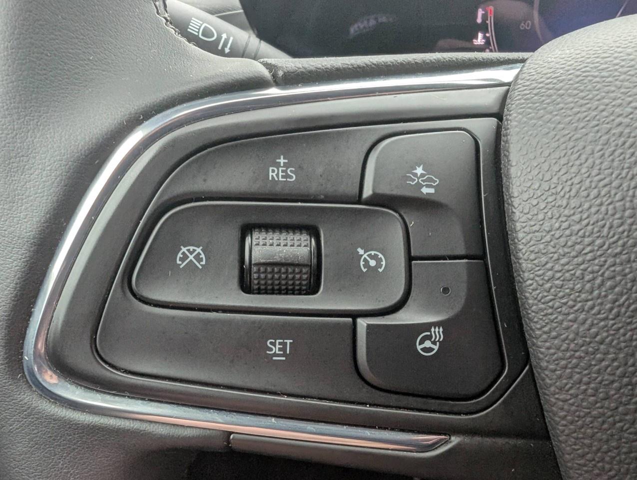 2024 Buick Envista FWD 4dr Sport Touring Photo