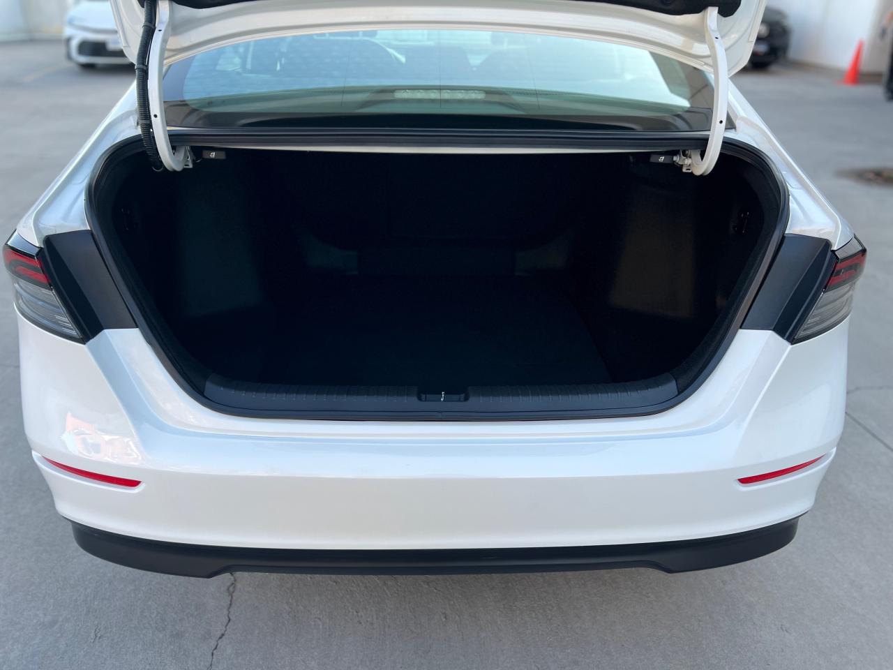 2024 Honda Accord Hybrid Sport 4dr Sedan Photo