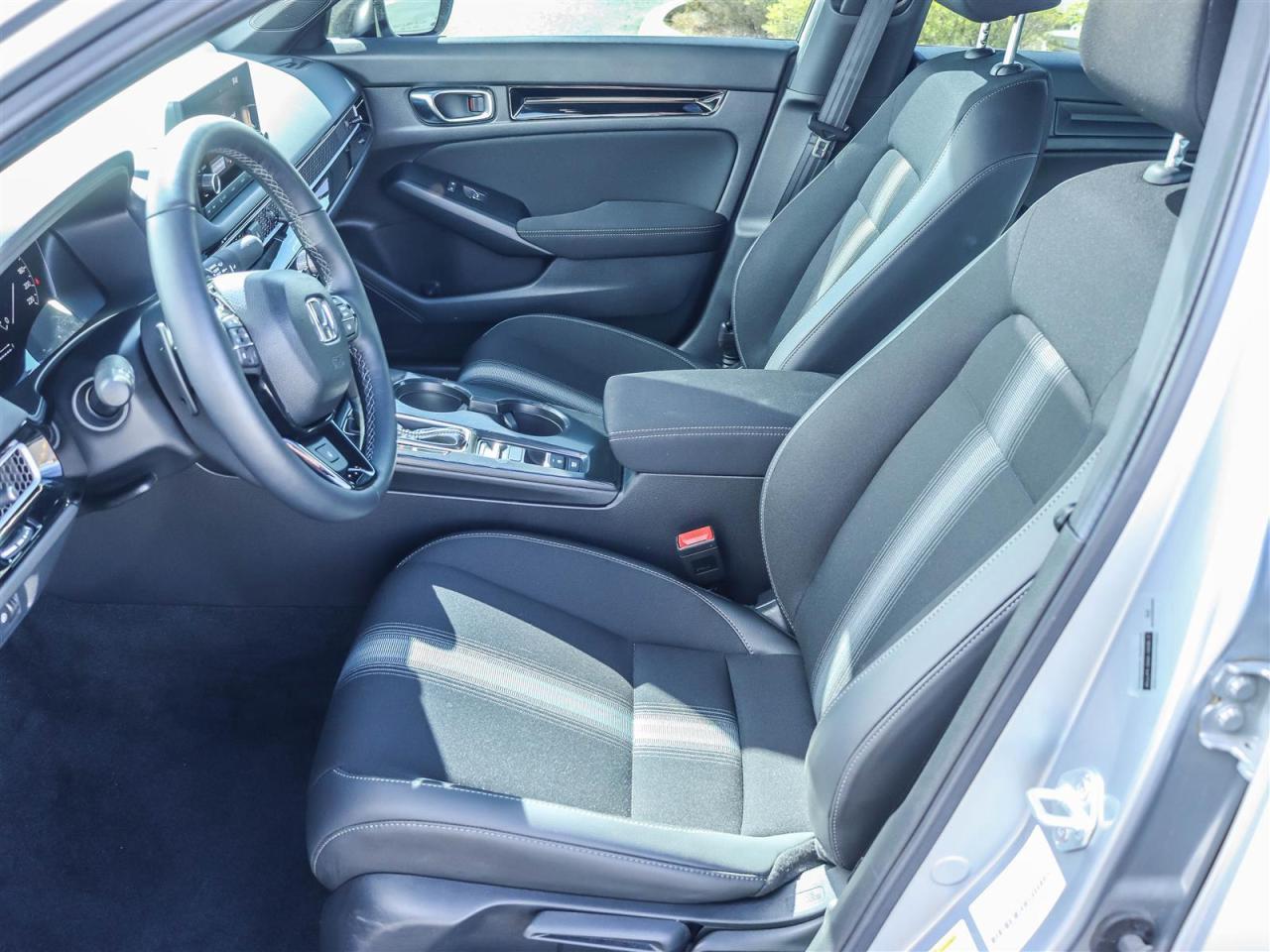 2025 Honda Civic Hybrid  Photo