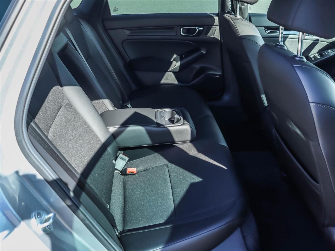 2025 Honda Civic Hybrid  Photo