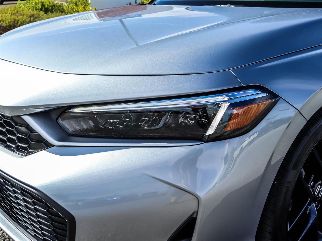 2025 Honda Civic Hybrid  Photo