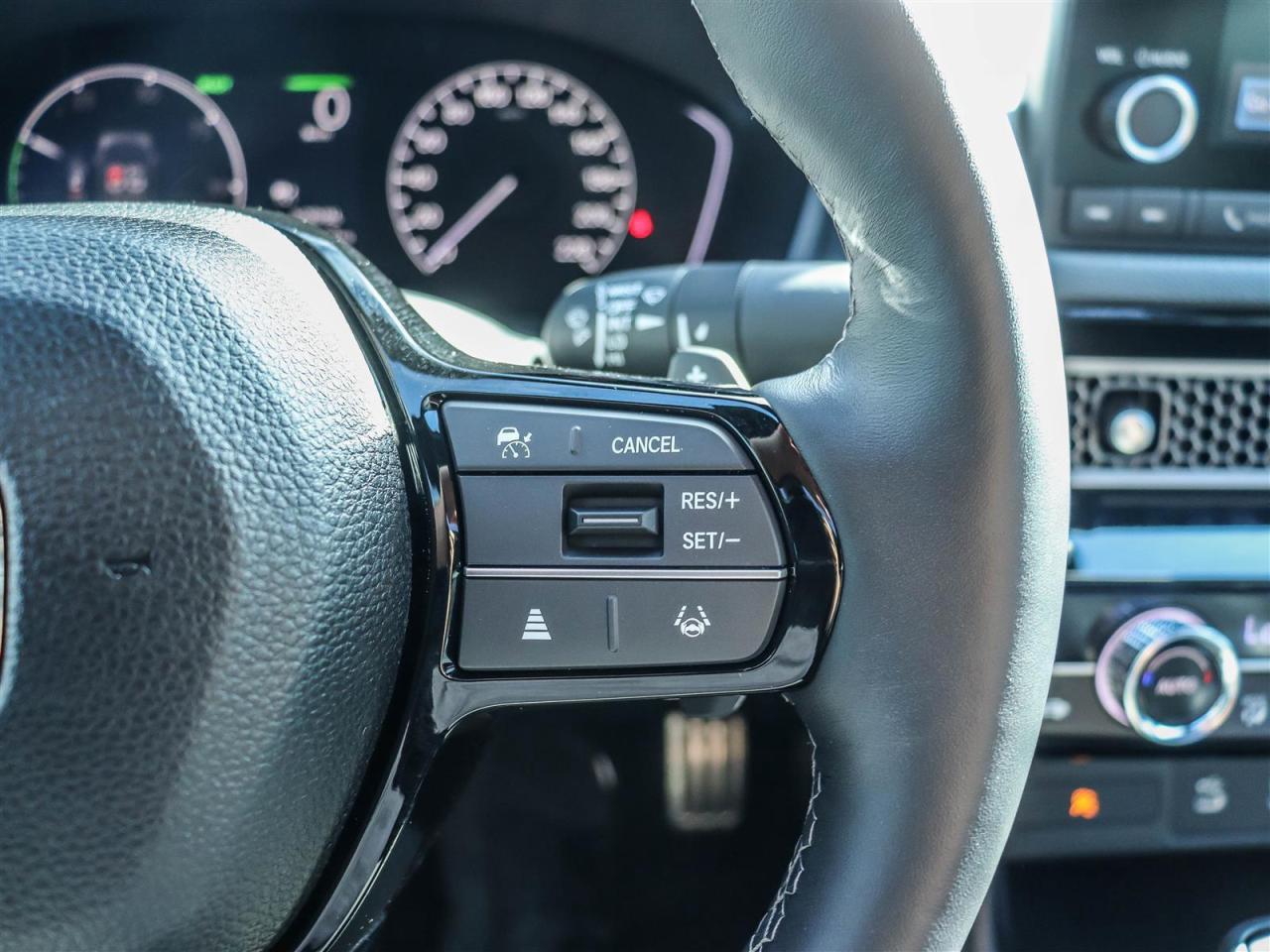 2025 Honda Civic Hybrid  Photo