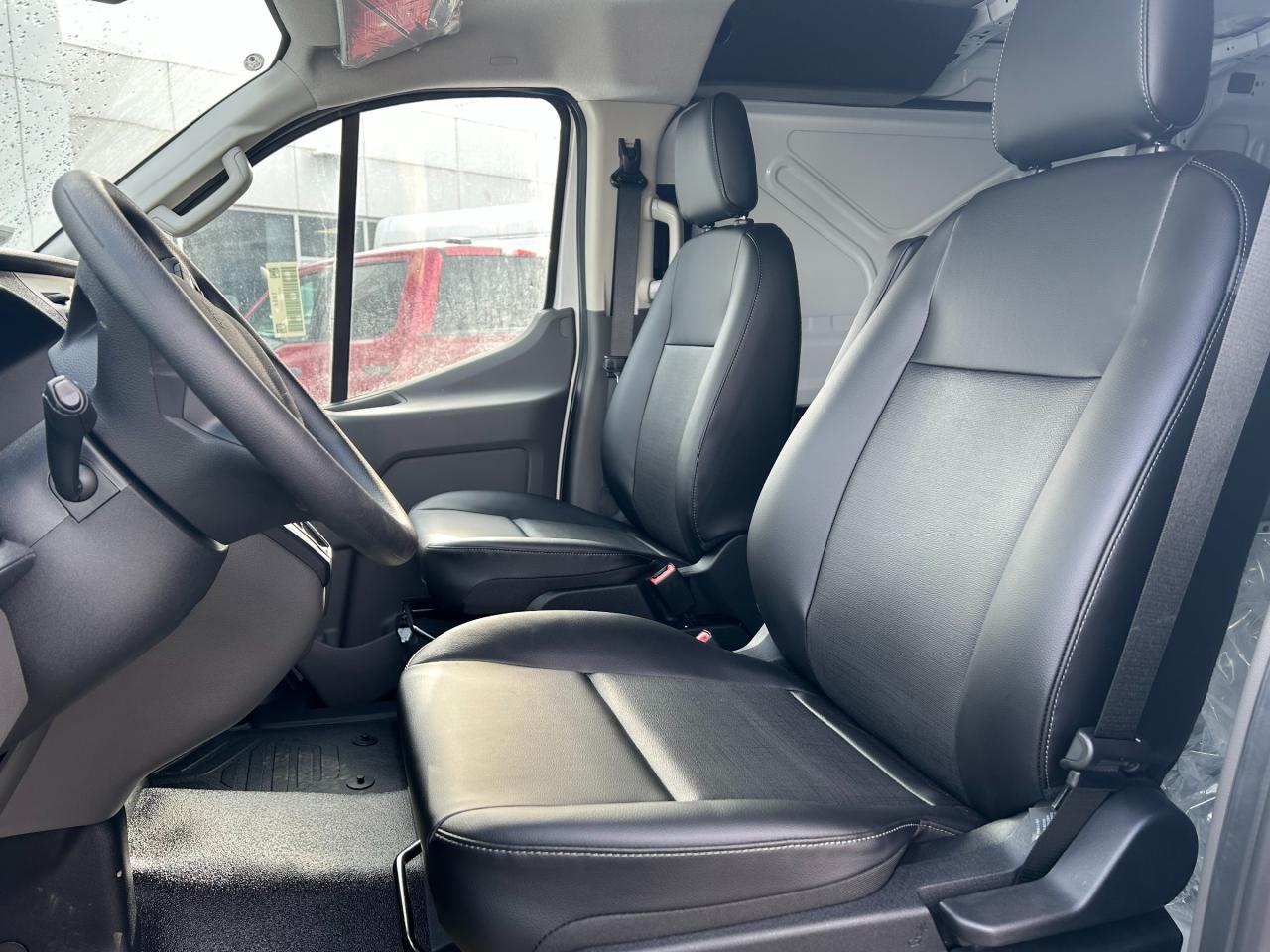 2025 Ford Transit-150 Cargo Base Rear-Wheel Drive Low Roof Van 148 in. WB Photo