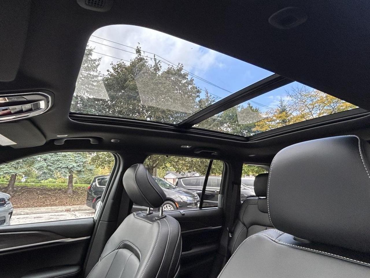 2025 Jeep Grand Cherokee Limited 4dr 4x4 Photo