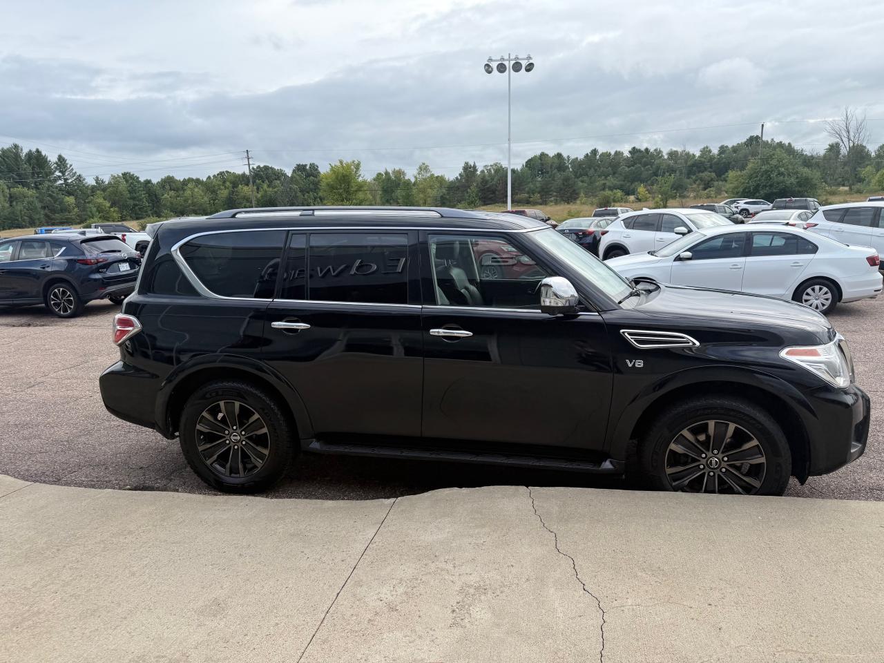 2019 Nissan Armada Platinum (A7) 4dr 4x4 Photo