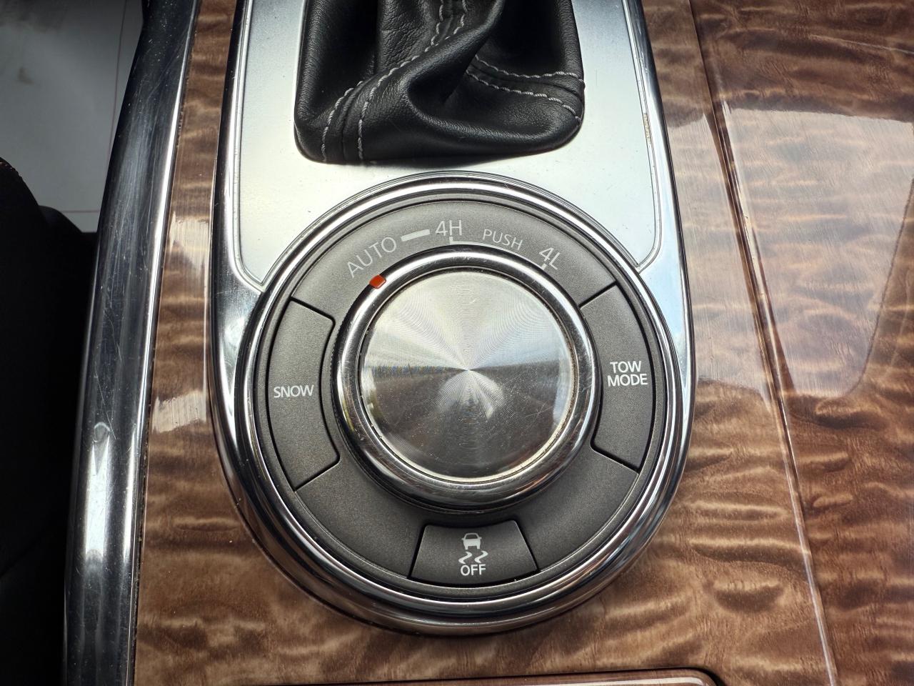 2019 Nissan Armada Platinum (A7) 4dr 4x4 Photo