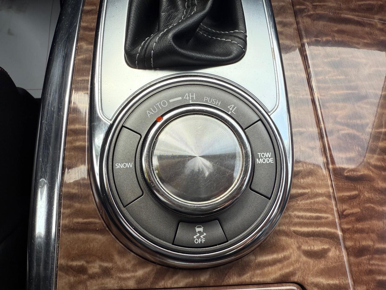 2019 Nissan Armada Platinum (A7) 4dr 4x4 Photo