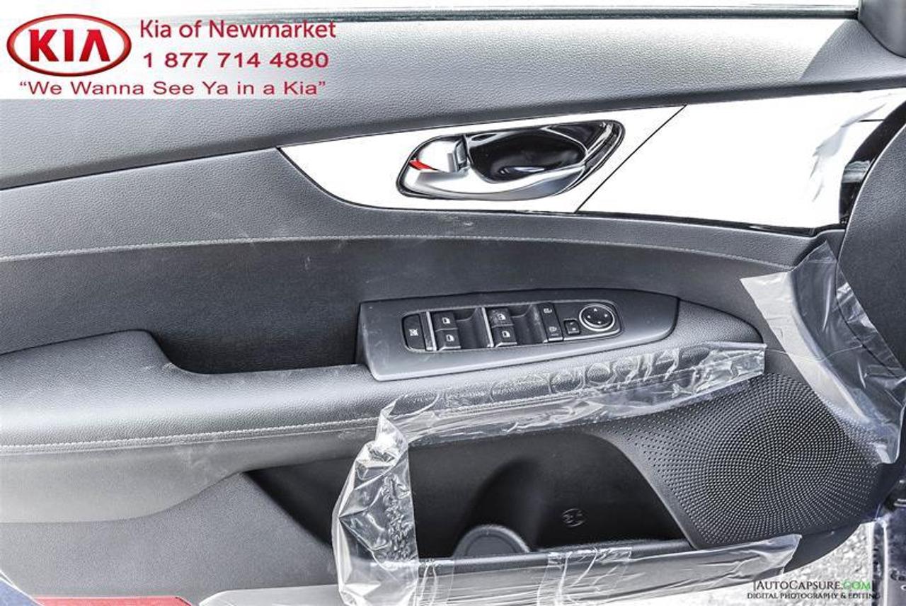 2021 Kia Forte EX 4dr Sedan Photo