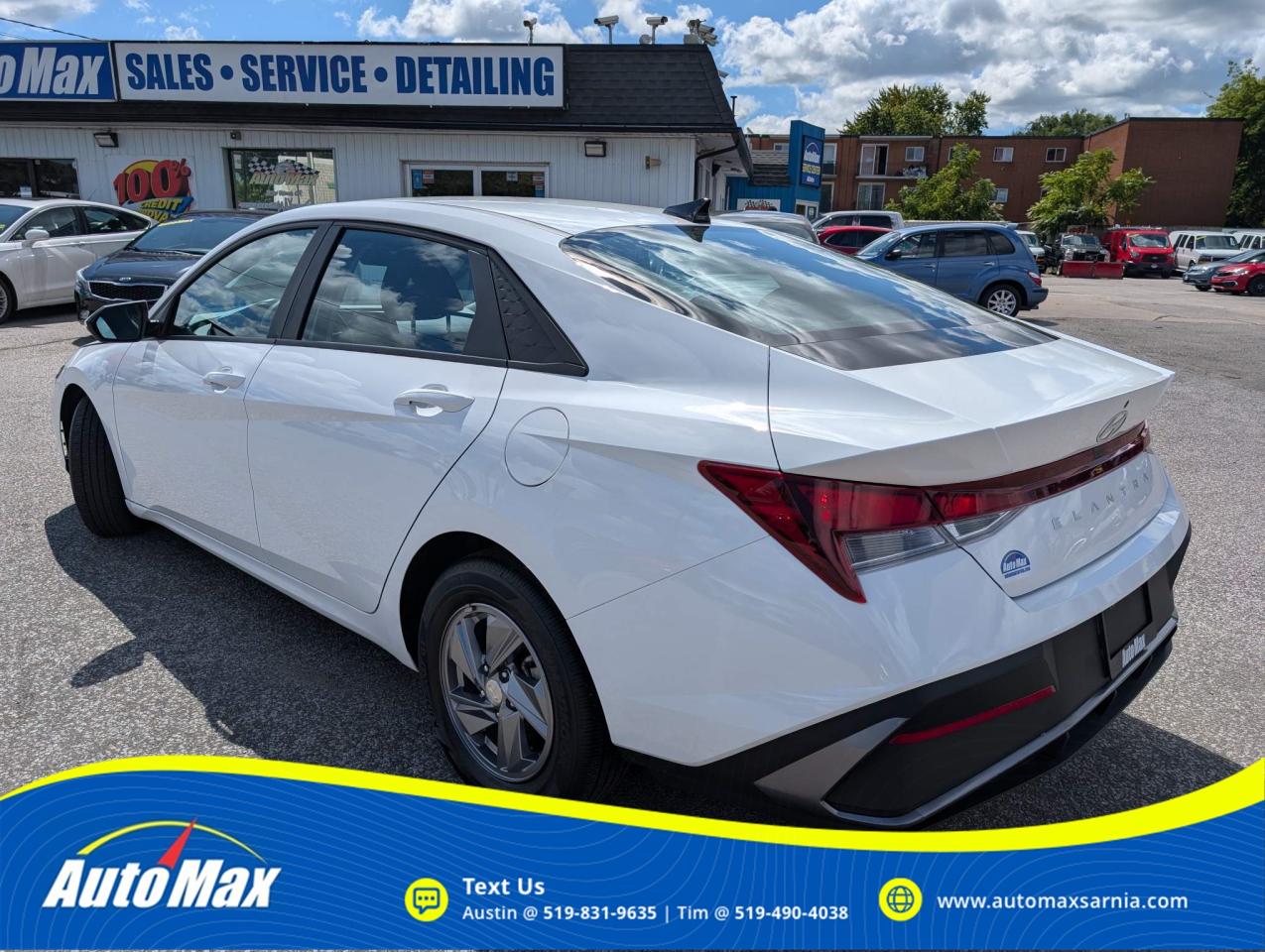 2024 Hyundai Elantra ESSENTIAL 4DR SEDAN Photo