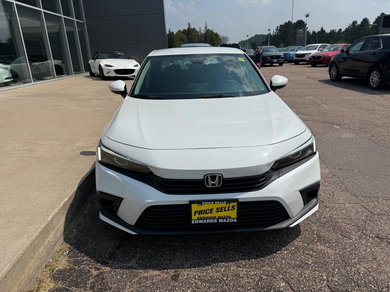 2022 Honda Civic LX 4dr Sedan Photo