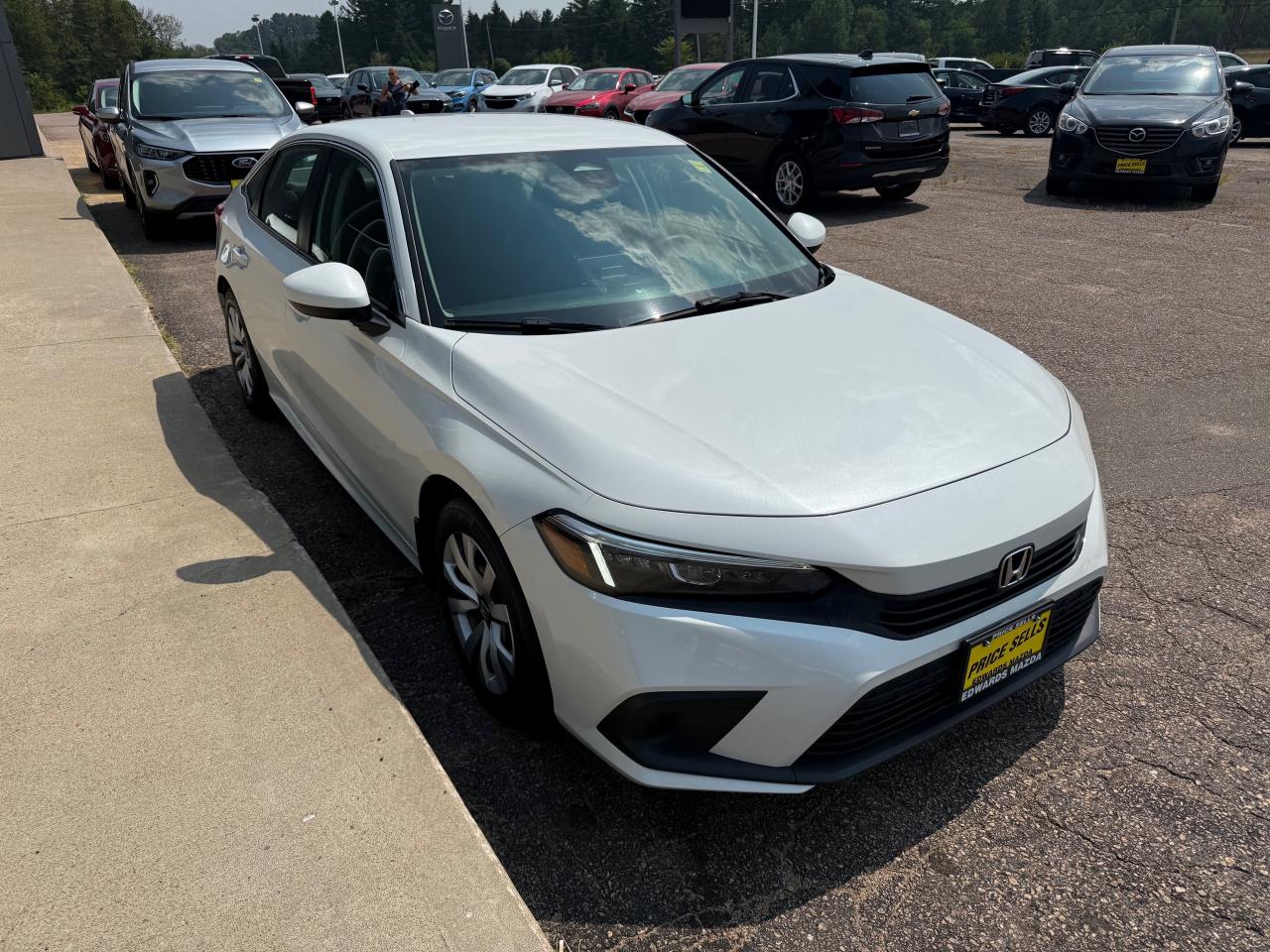 2022 Honda Civic LX 4dr Sedan Photo