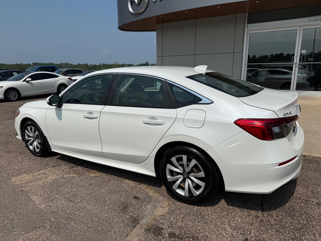 2022 Honda Civic LX 4dr Sedan Photo