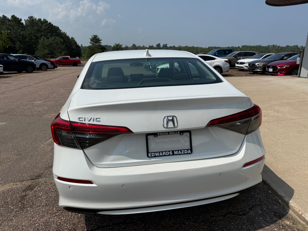 2022 Honda Civic LX 4dr Sedan Photo