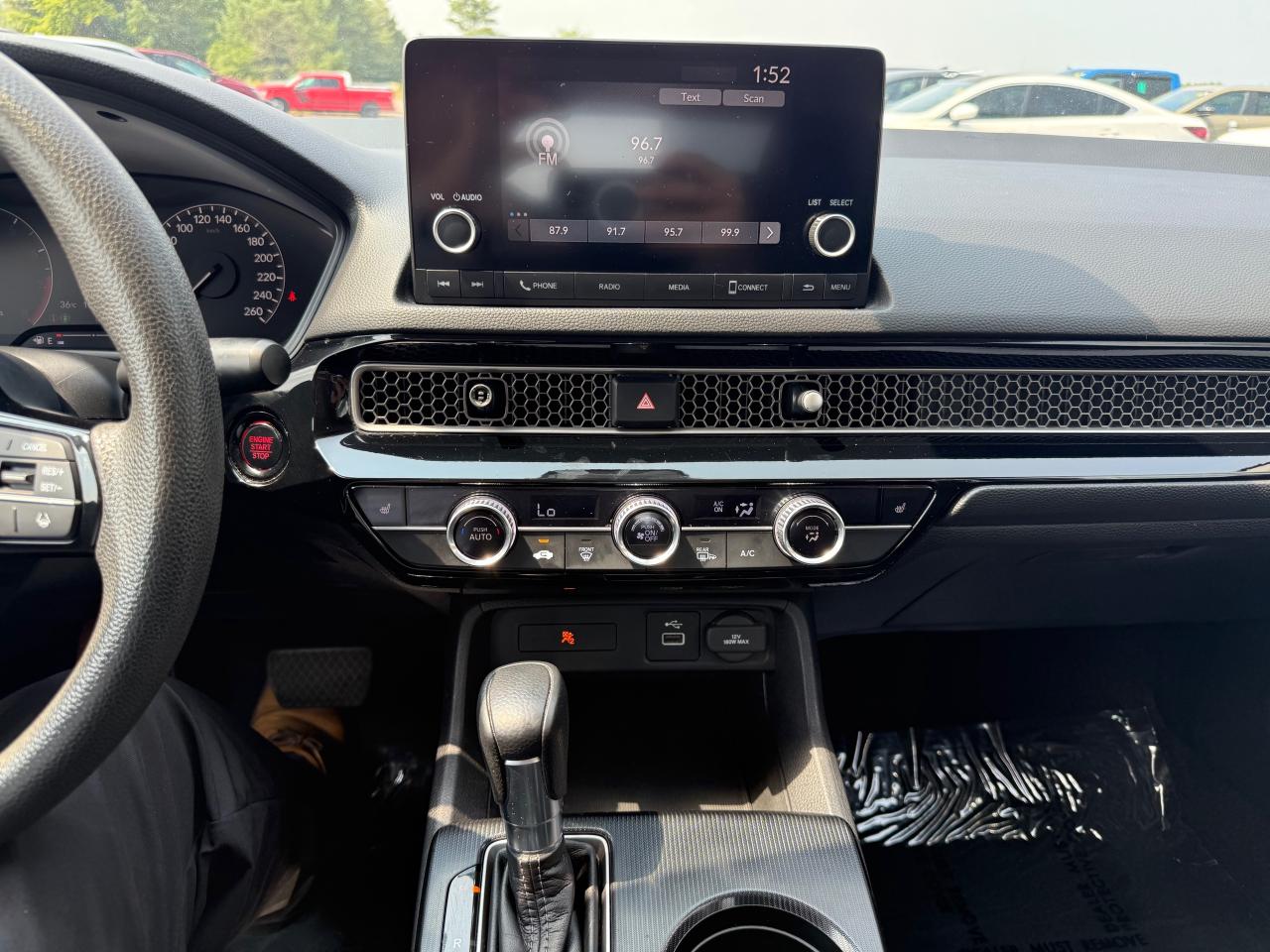 2022 Honda Civic LX 4dr Sedan Photo