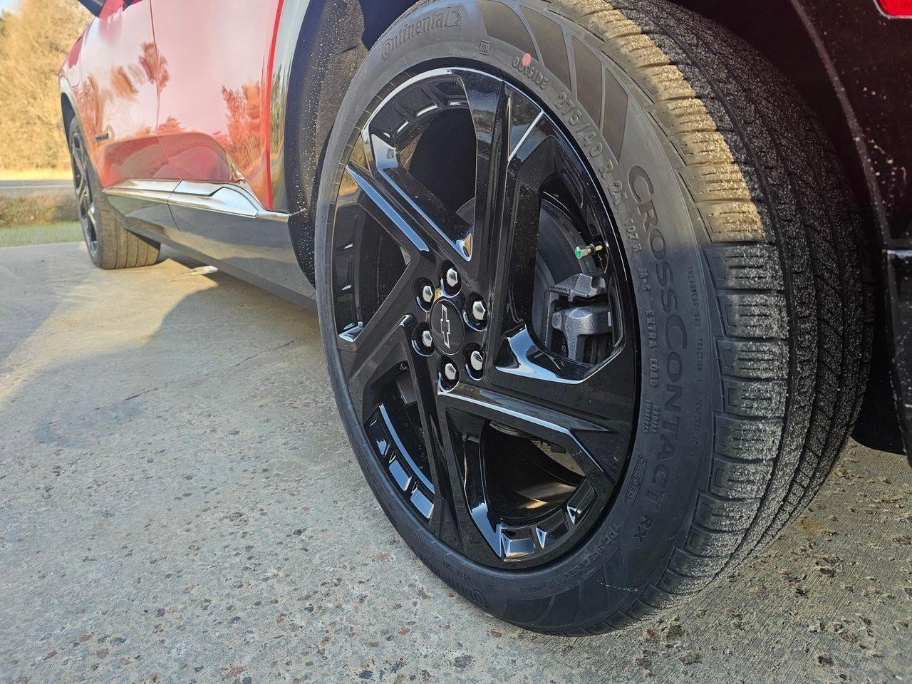 2025 Chevrolet Equinox EV 4dr RS Photo