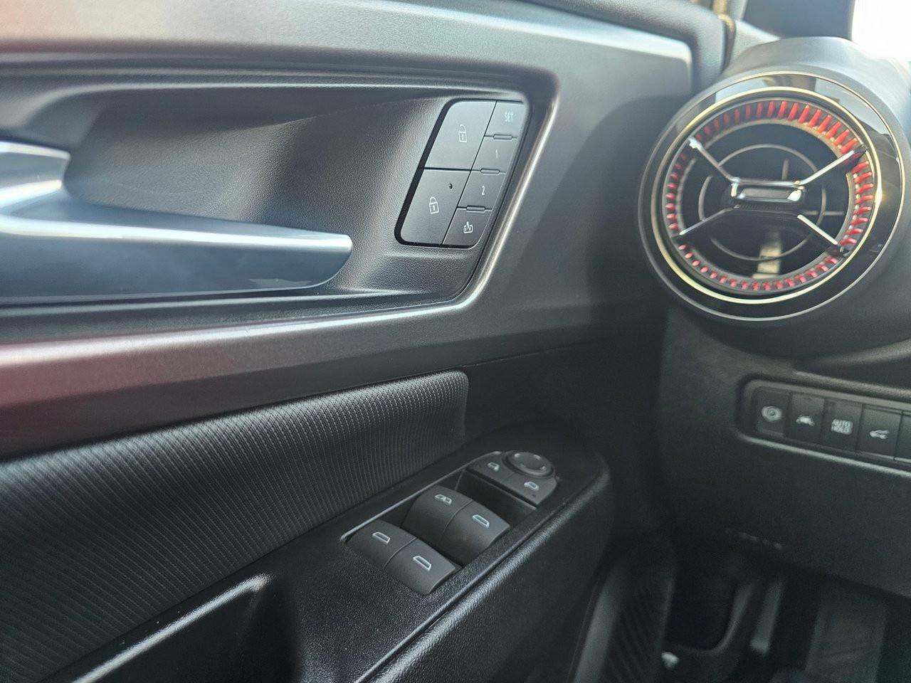 2025 Chevrolet Equinox EV 4dr RS Photo