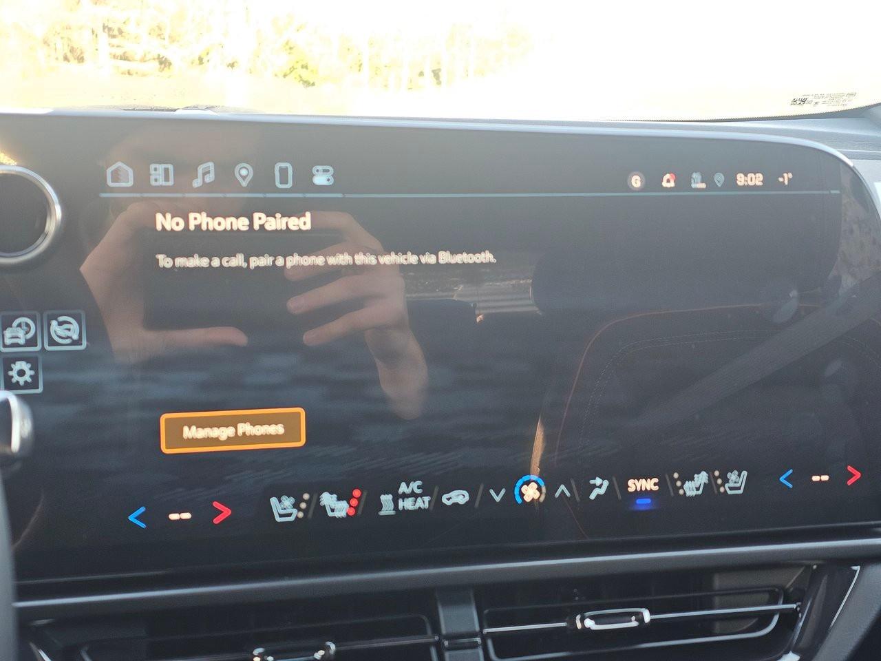 2025 Chevrolet Equinox EV 4dr RS Photo