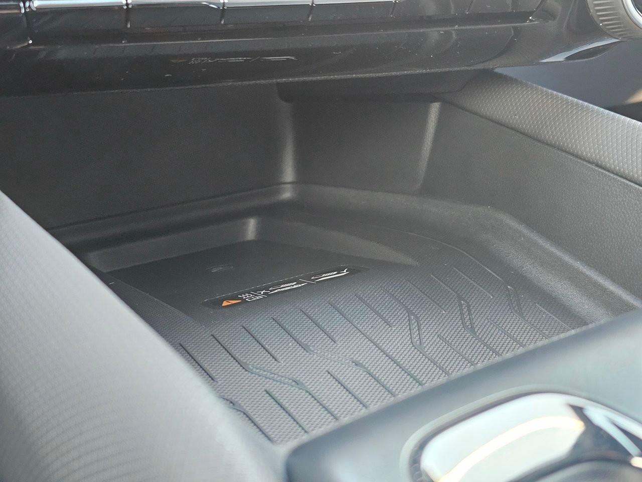 2025 Chevrolet Equinox EV 4dr RS Photo