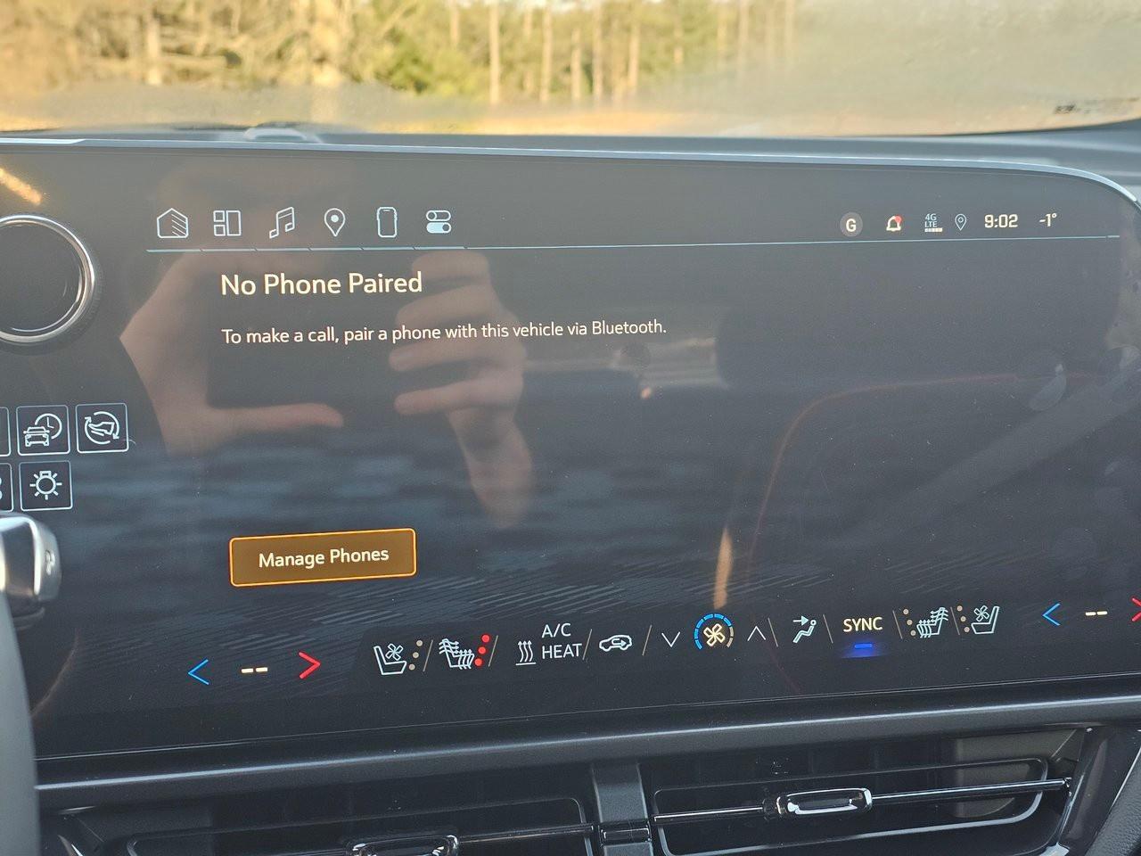 2025 Chevrolet Equinox EV 4dr RS Photo