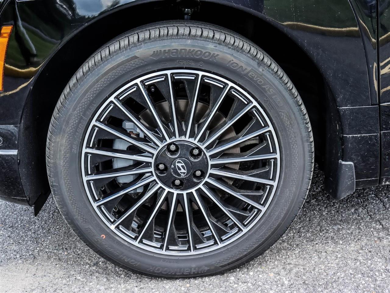 2026 Hyundai IONIQ 9 Preferred + w/Ultimate Calligraphy Package All-Wheel Drive Photo