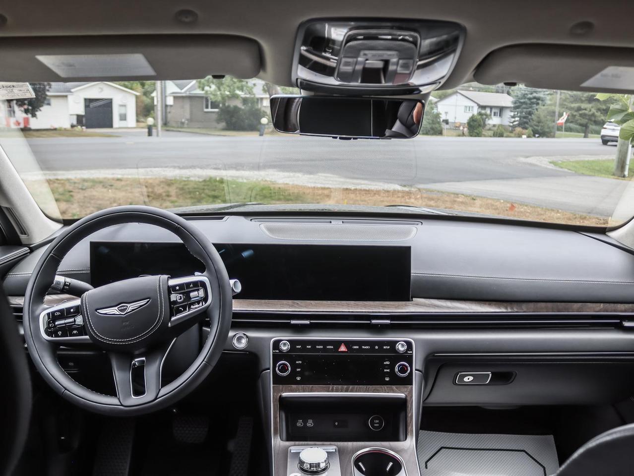 2025 Genesis GV80 3.5T PRE W/TECH PKG  Photo